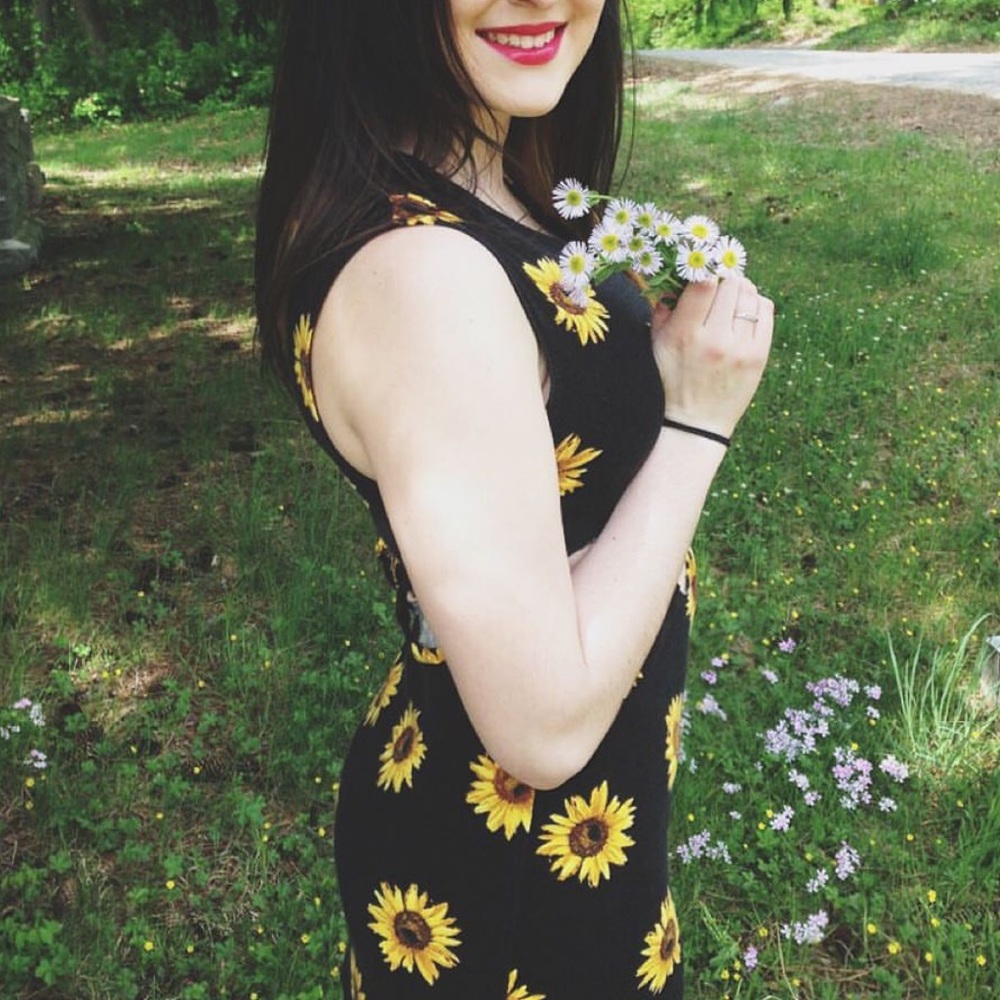 Kendall & kylie sunflower cut out dress - Picture 3 of 5